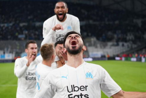  法甲黑马昂热五轮不败，冲击欧战席位势头强劲  