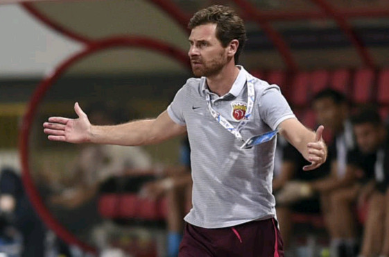  法兰克福主帅赛后批评裁判尺度  