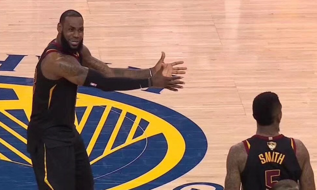  爵士重建交易送走米切尔至骑士  