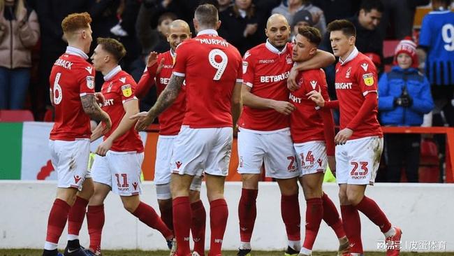  诺丁汉森林战平莱斯特城，双方门将神勇保平局  