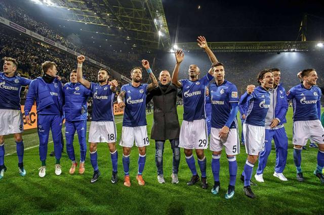  沙尔克04主场遭遇黑色十分钟，连丢三球痛失好局